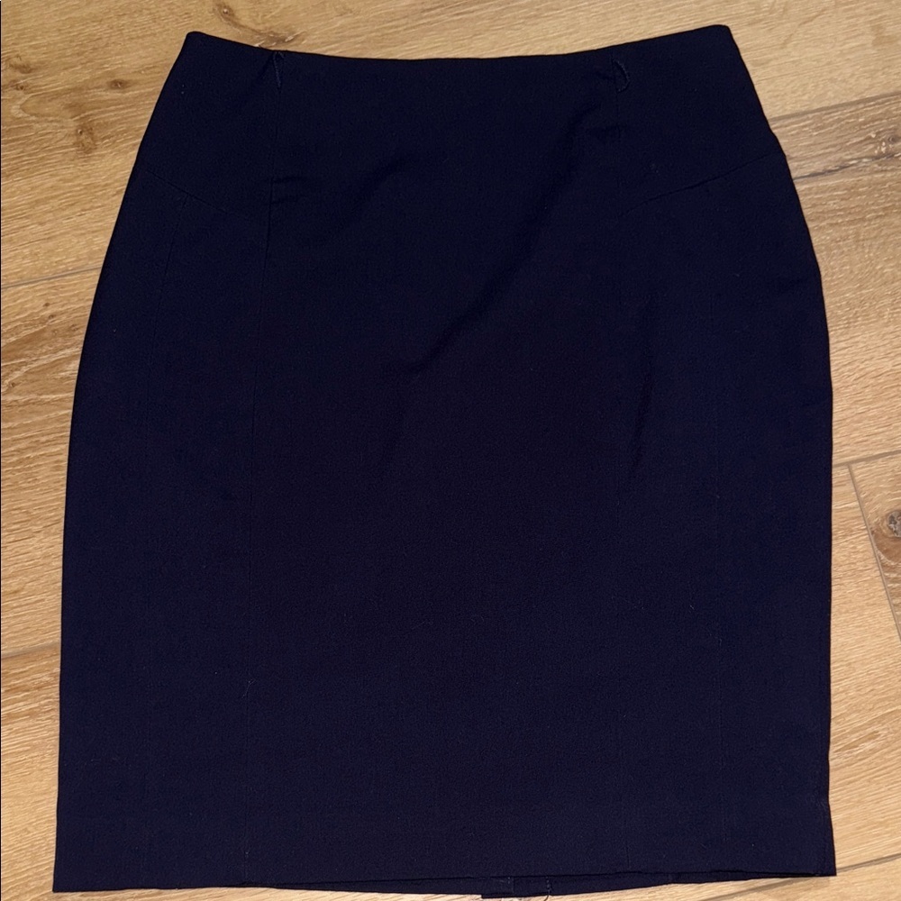 H&M Navy Pencil Skirt - Picture 3 of 9